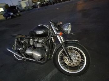  Salvage Triumph Motorcycle Thruxton