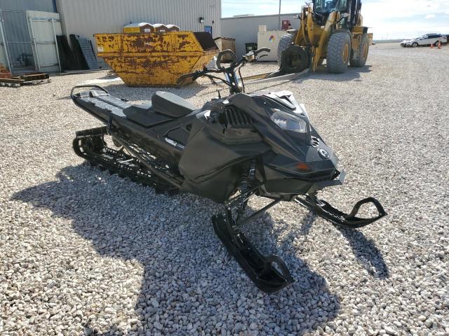  Salvage Bmbr Snowmobile