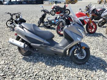  Salvage Suzuki Scooter