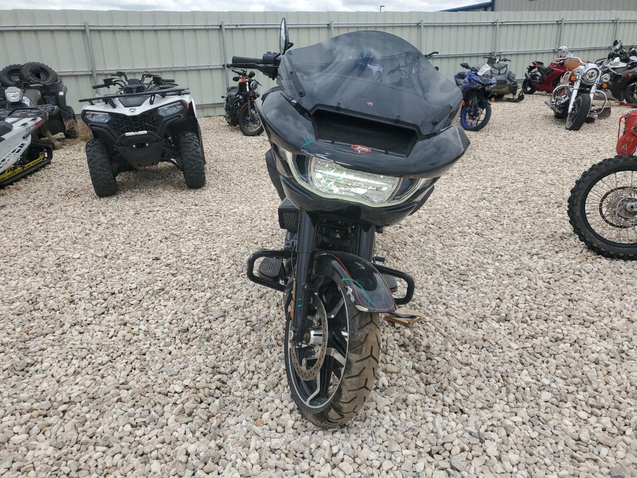 Harley-Davidson Fl Image 3