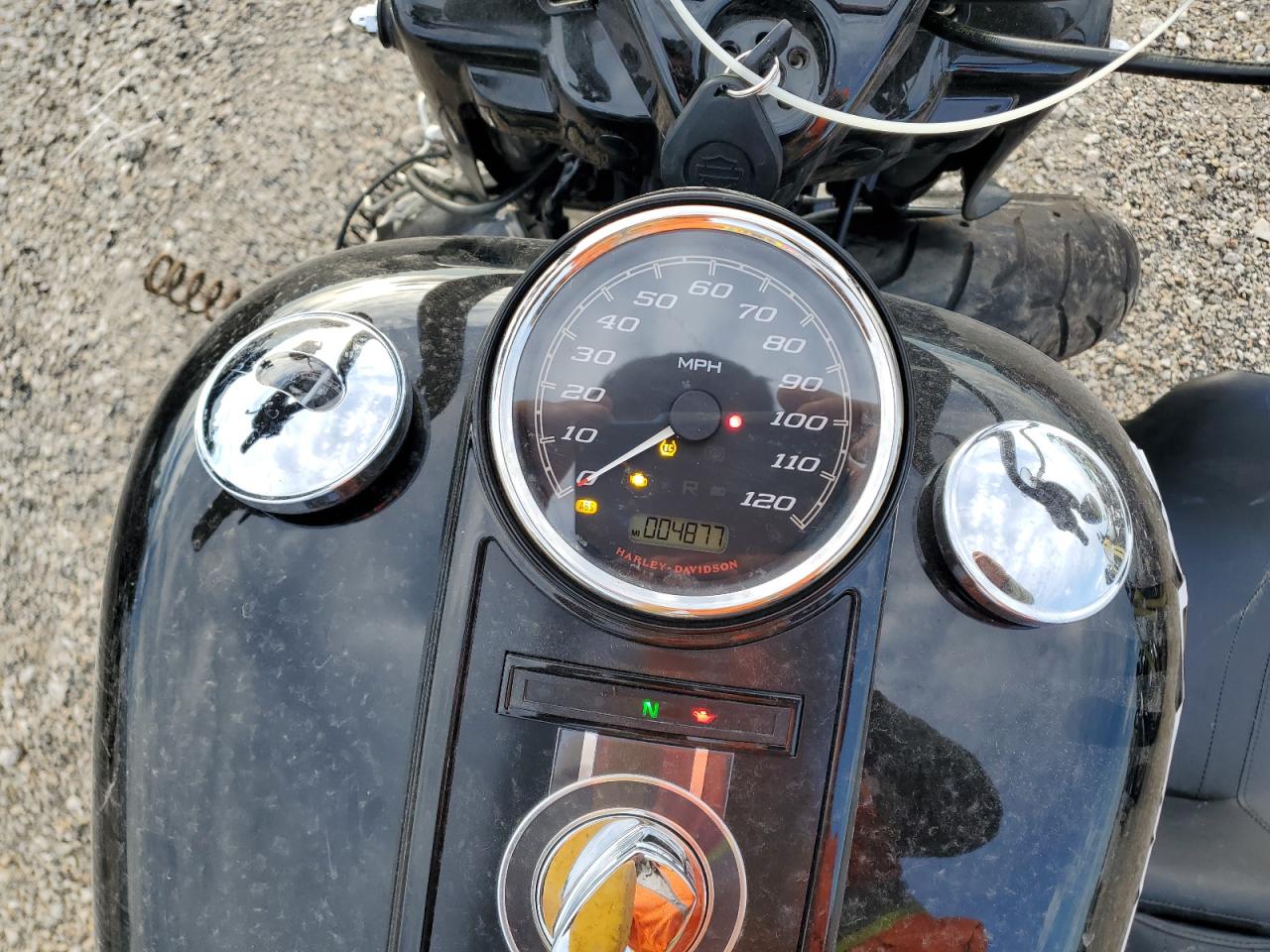 Harley-Davidson Fl Image 4
