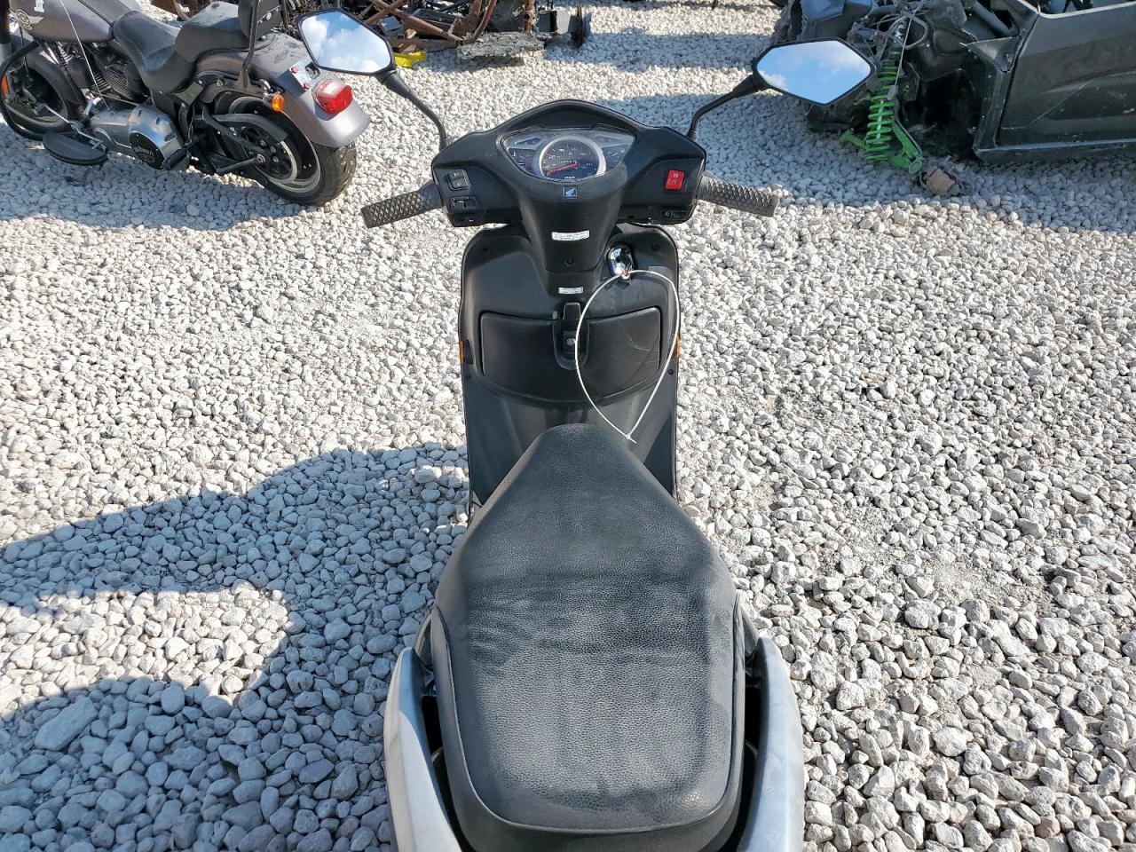 Honda Nh Series Image 2